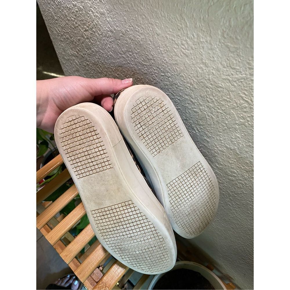 Steve Madden Leopard Pattern Shoes - Picture 4 of 4
